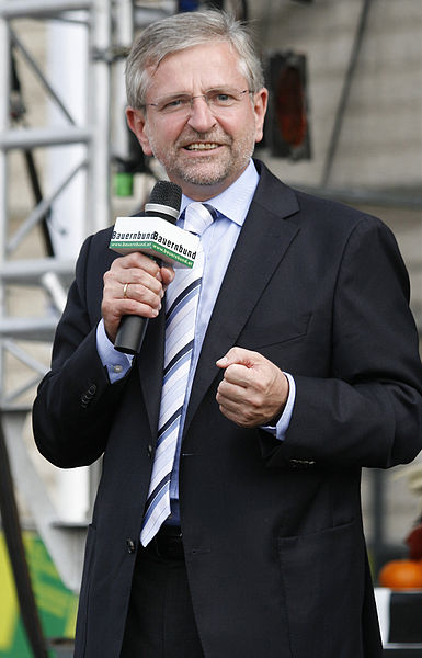 Υπέρ της Ελλάδας και ο Μόλτερερ