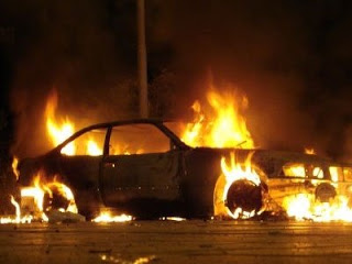 Έκαψαν αυτοκίνητο ελληνικής πρεσβείας