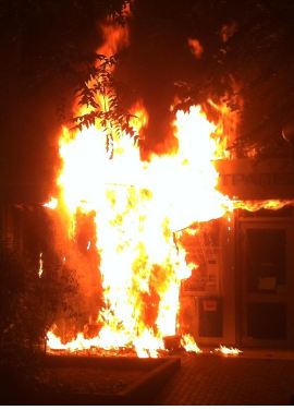 Έκαψαν ΑΤΜ στο Μαρούσι