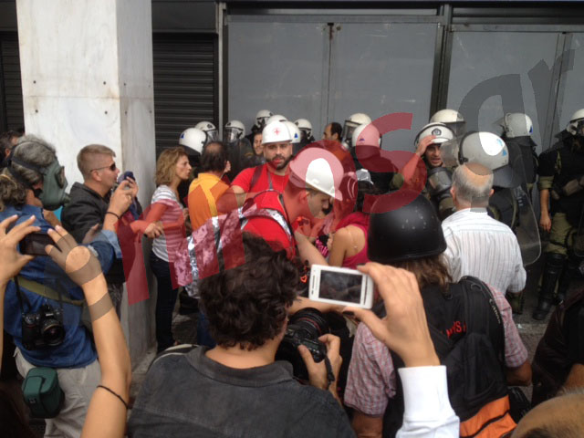 Τώρα-Οι πρώτες βοήθειες στους τραυματίες