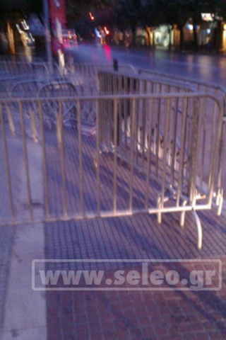 Κάγκελα στην Τσιμισκή