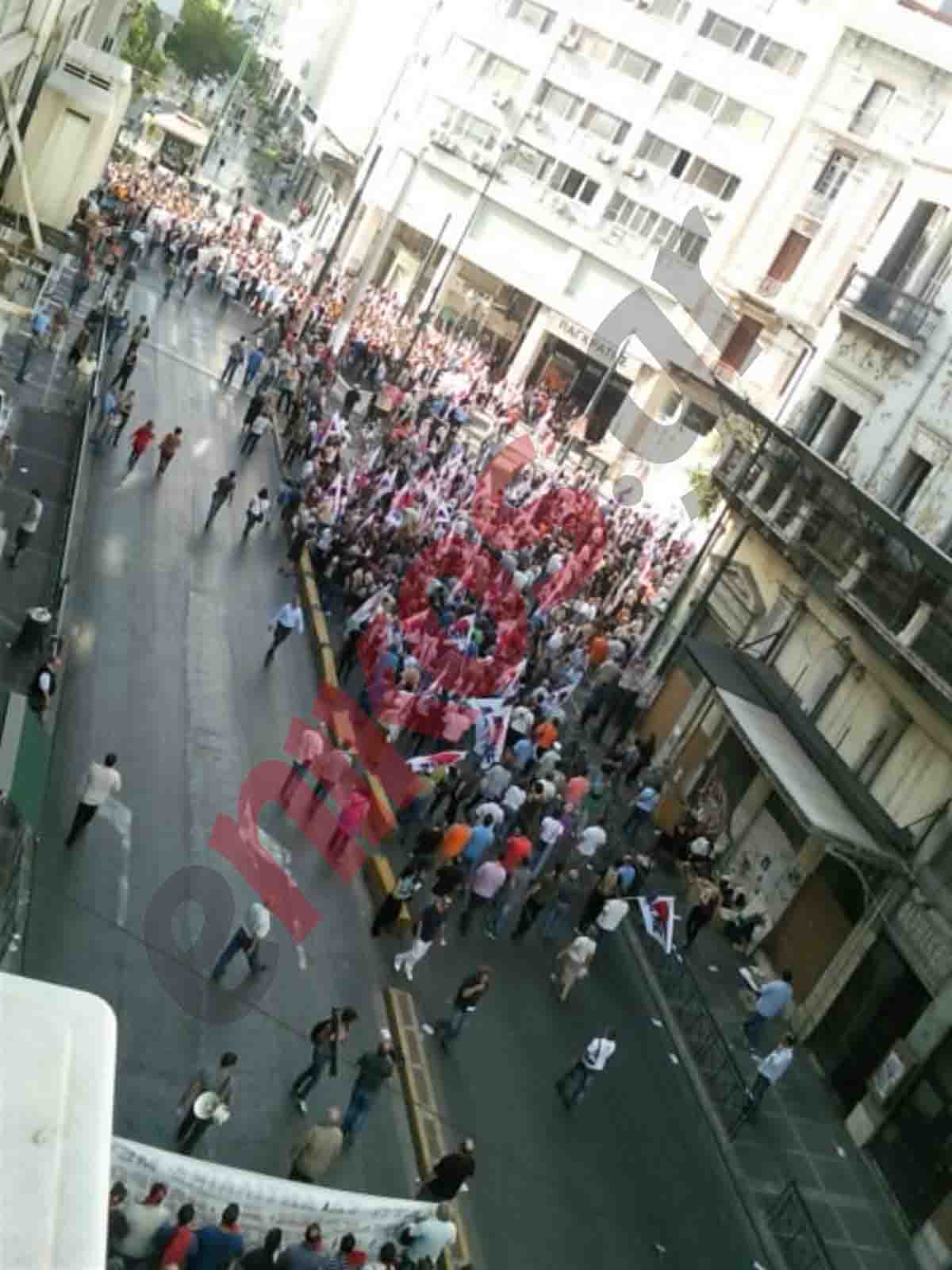 Φωτό-Στην Αιόλου το ΠΑΜΕ