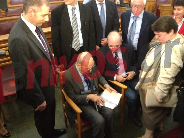 ”Ο ξενόφερτος Μητσοτάκης και το Τσιπράκι”