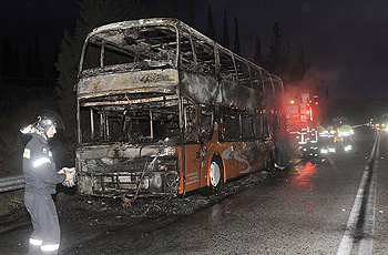 Πυρκαγιά σε τουριστικό λεωφορείο