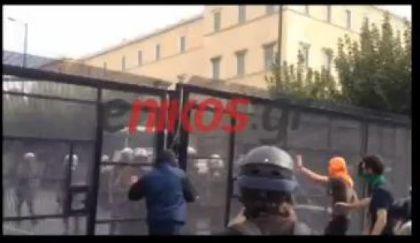 Βίντεο από τα επεισόδια