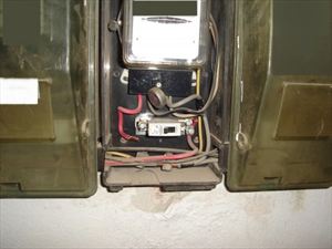 Κλέβουν ρεύμα