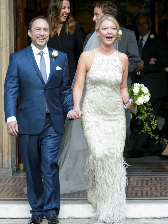 Παντρεύτηκε ο Mr. Wikipedia