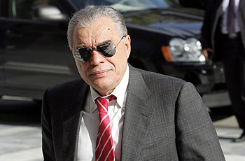 “Να πρυτανεύσει η λογική”