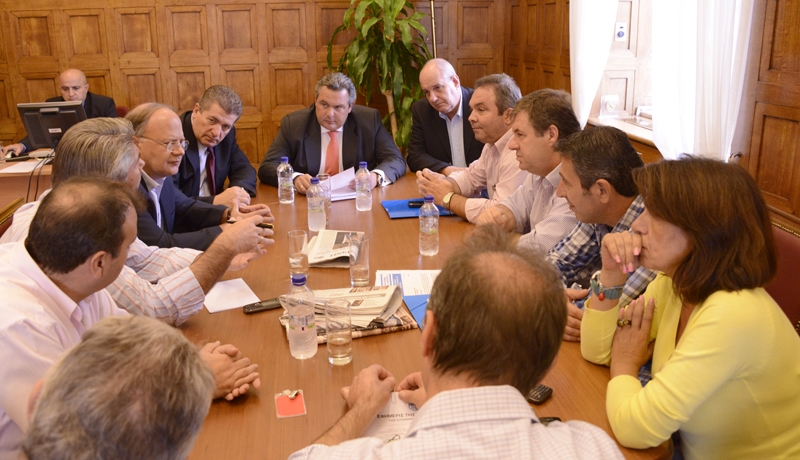 Είδε εργαζόμενους των ΕΑΣ ο Καμμένος