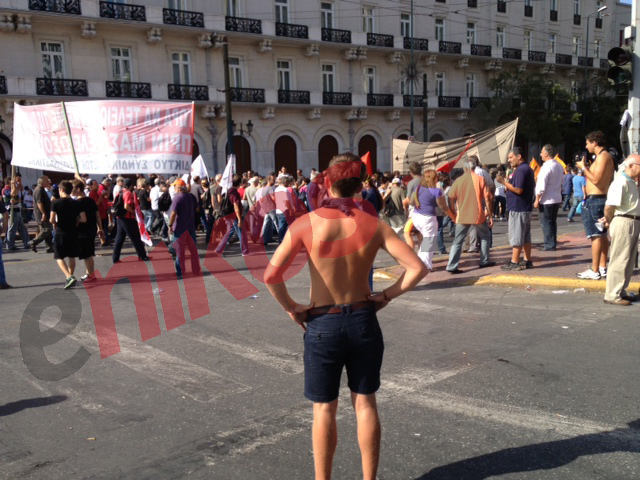 Τώρα – ΦΩΤΟ: Αυτή τη φορά ημίγυμνοι