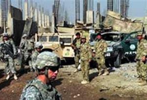 13 νεκροί σε επίθεση αυτοκτονίας