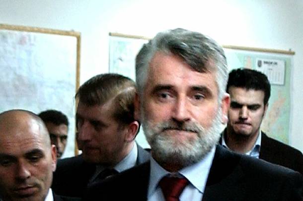 “Πόρτα” στον… Θάτσι