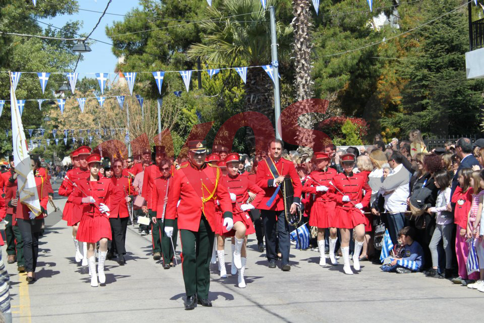 Εξηγήσεις για τις μαζορέτες