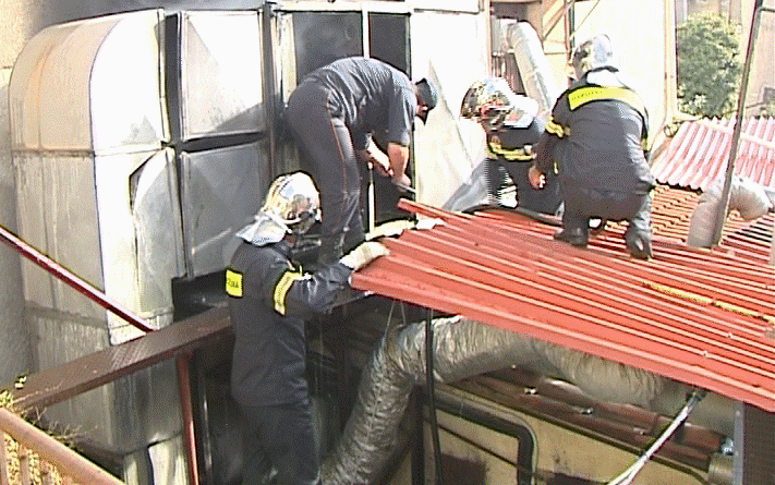 Εστιατόριο τυλίχτηκε στις φλόγες