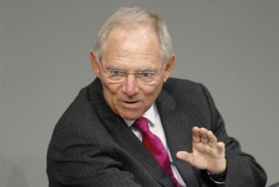 Schaeuble:Η Merkel δεν είναι τρόικα