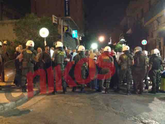 Φωτο-Τα ΜΑΤ στο Χυτήριο