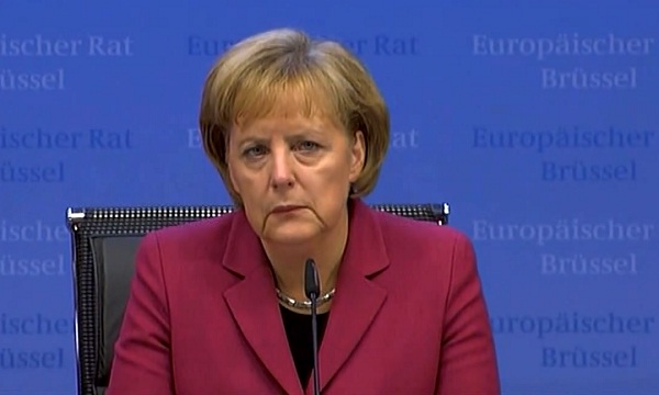 Merkel:”Πιστεύω στην τρόικα”