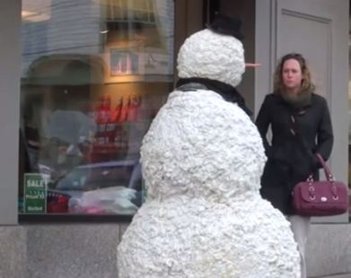 Ο χιονάνθρωπος…ειναι ζωντανός