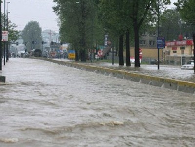 Δύο άτομα αγνοούνται στη Γαλλία