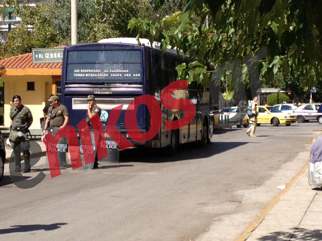 Τώρα – ΜΑΤ στην Ευελπίδων