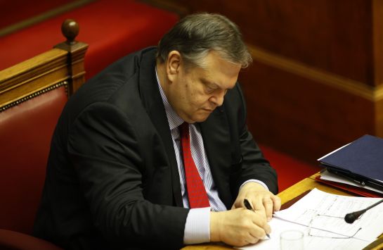 Επέστρεψε στη βουλή ο Βενιζέλος