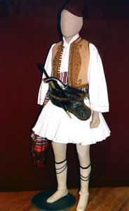 Τσολιάς στο γάμο του