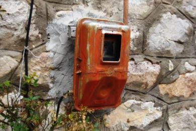 Πήραν φωτιά οι… μετρητές