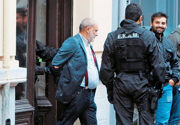 Προσωρινά κρατούμενος ο Τεκτερίδης