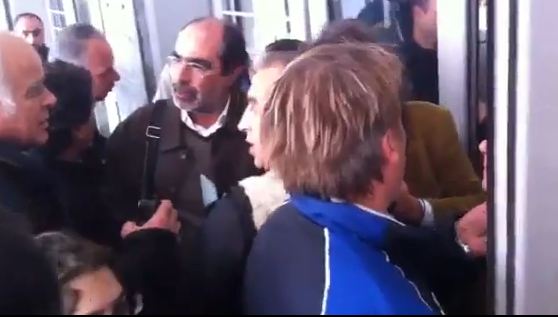 Ένταση στη δίκη για τον Γερμανό πρόξενο