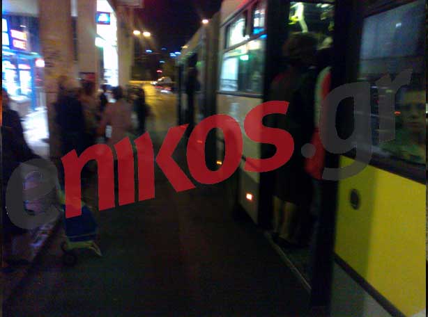 «Δεν πέφτει καρφίτσα»