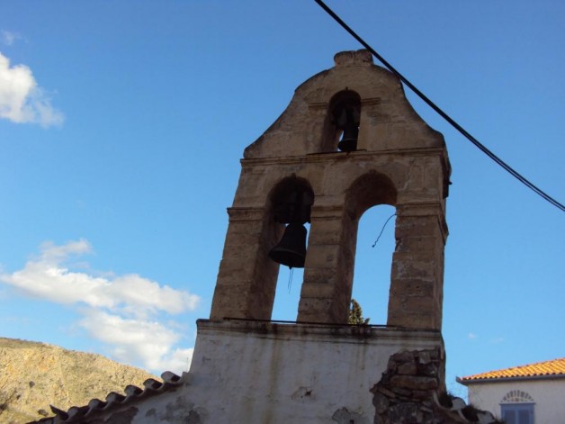 Φοροεπιδρομή στα “ιερά” ακίνητα