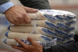 Τρόφιμα σε άπορους