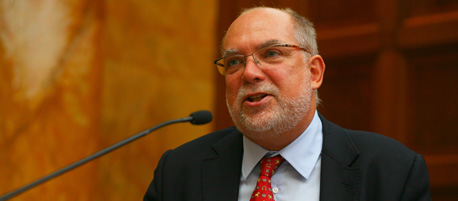 Βάιζερ: Το ελληνικό πρόγραμμα μπορεί να εκπλήξει θετικά