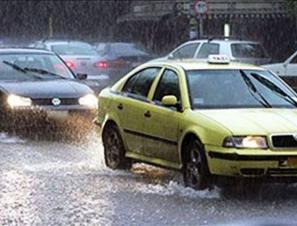 Προβλήματα στην κυκλοφορία λόγω βροχής