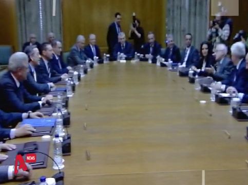 Πρωθυπουργός “επόπτης” ο Σαμαράς