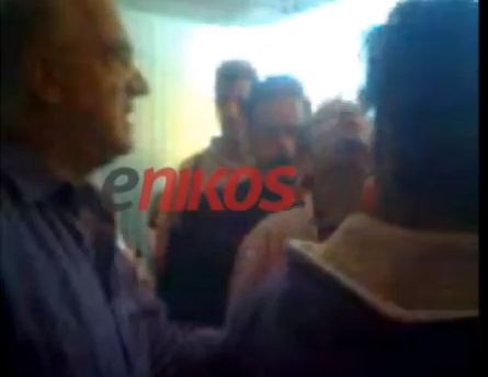 Βίντεο: Ένταση στο Δημαρχείο Γέρακα – Παλλήνης