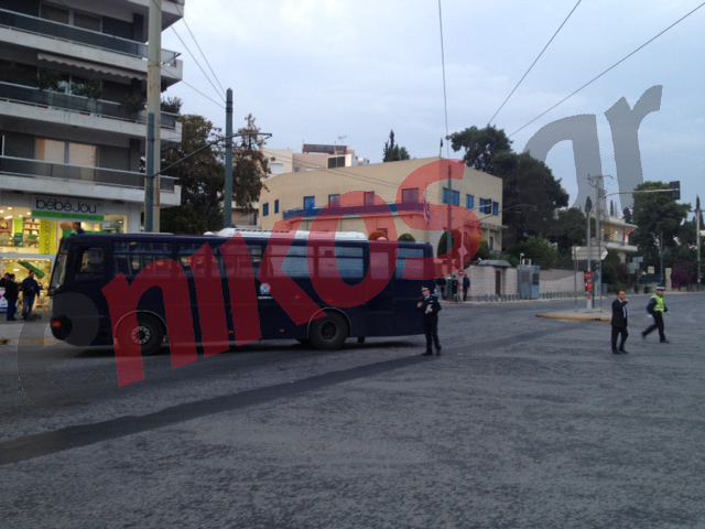 Τώρα – Συγκέντρωση έξω από την Πρεσβεία του Ισραήλ