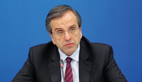 Eπαφές Σαμαρά στο Κατάρ