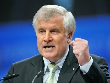 Γερμανία: “Σεβασμός στην Ελλάδα”