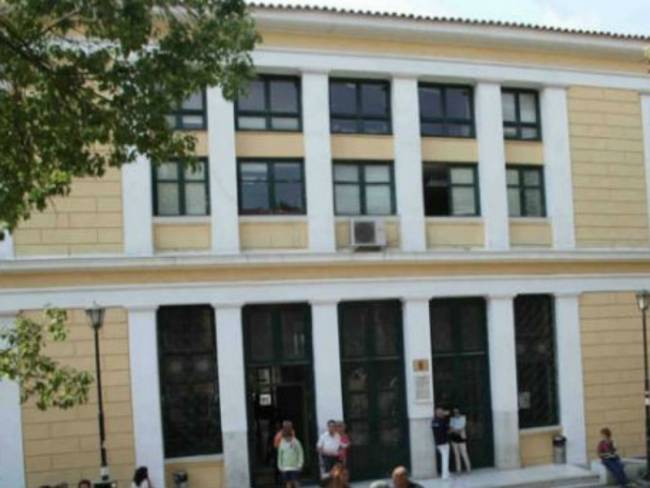 Διαδηλώνουν και οι δικαστές