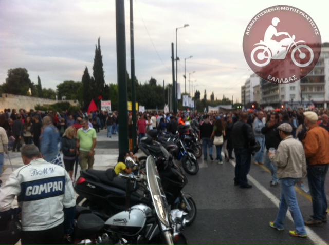 Οι Αγανακτισμένοι Μοτοσυκλετιστές στο Σύνταγμα