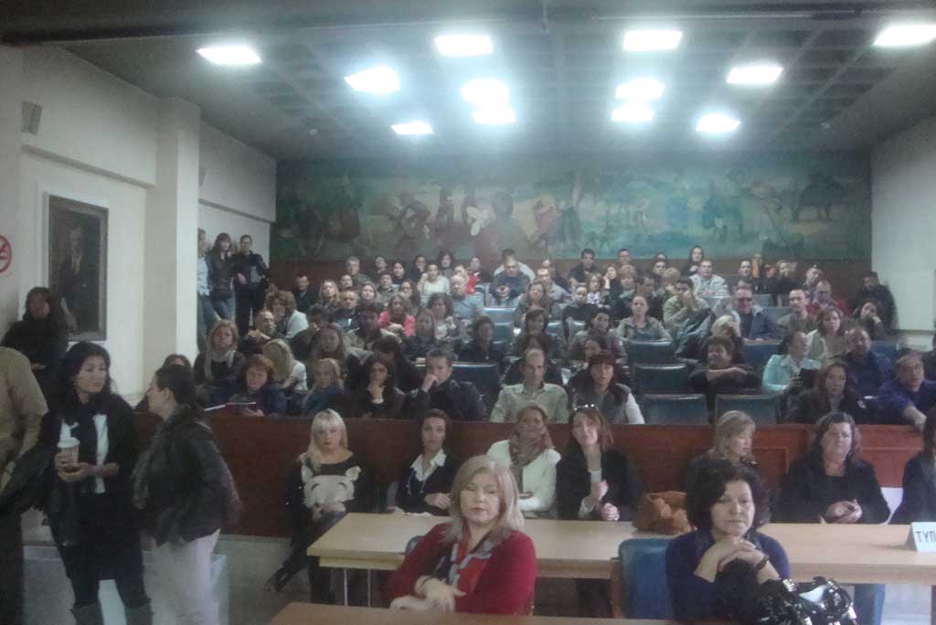 Κατάληψη στα Τρίκαλα