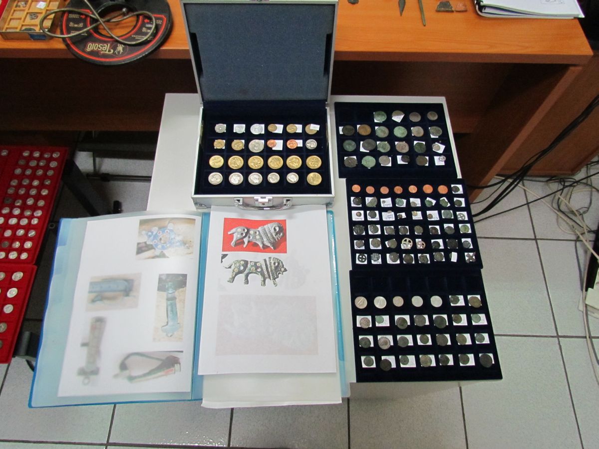 Έπιασαν επ’αυτοφώρω αρχαιοκάπηλους