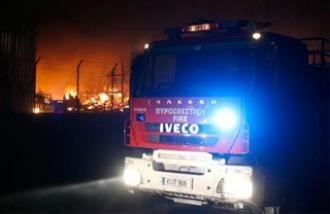 ΤΩΡΑ-Ρέντη: Επεκτάθηκε η φωτιά