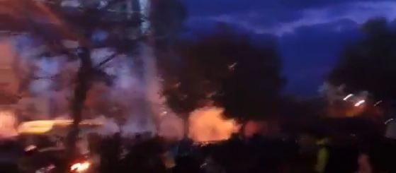 Τώρα- «Δεν μπορούμε να αναπνεύσουμε από τα χημικά»