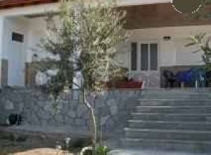 Χτύπησαν και λήστεψαν ηλικιωμένες