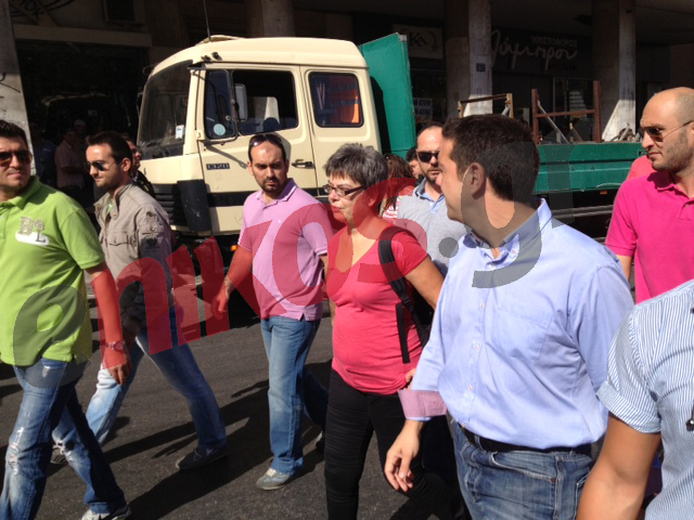 Το πρωί θα καταθέσει στεφάνι ο Τσίπρας