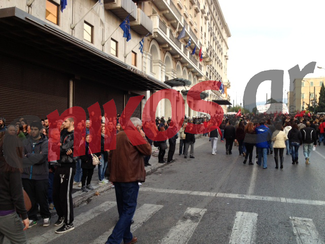 Τώρα-Συγκέντρωση στο Σύνταγμα
