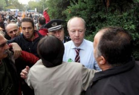 Στο εδώλιο για τον Γερμανό πρόξενο