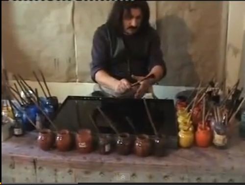 Ζωγραφίζει επάνω σε… νερό!